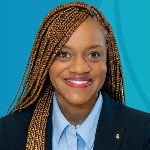 Candice James headshot